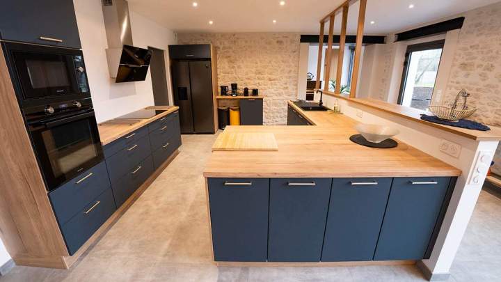 Nous nous occupons de la menuiserie intérieure.